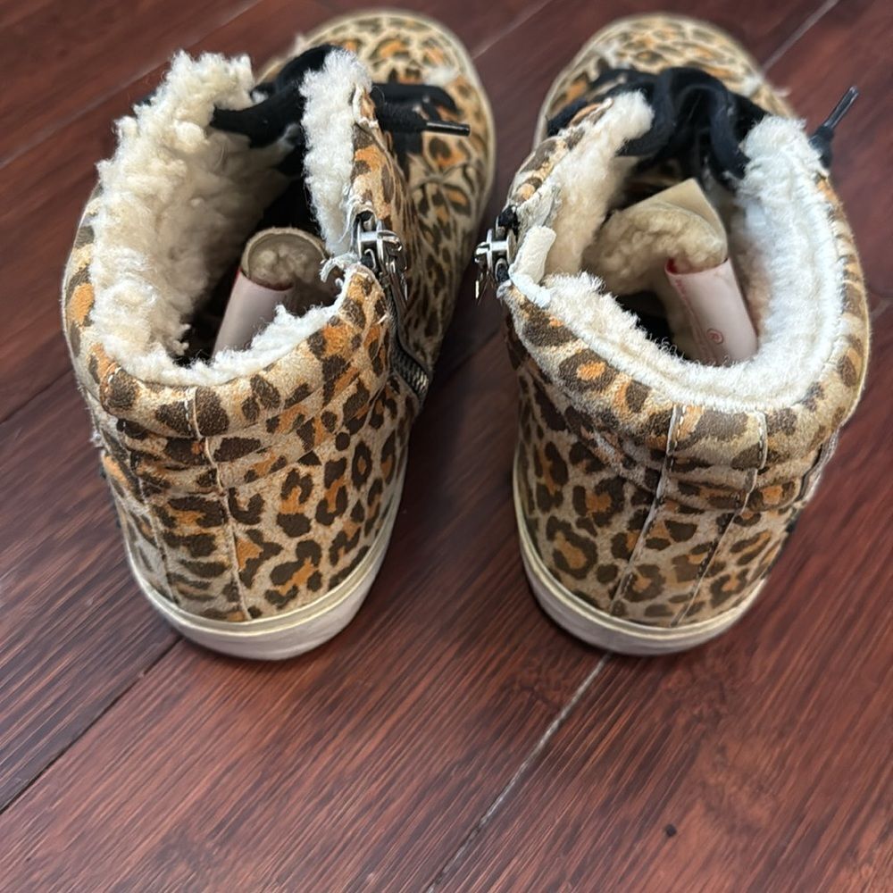 Golden Goose Leopard High Top Sneakers - Lined - Size 38 Greaat Condition - Picture 3 of 7